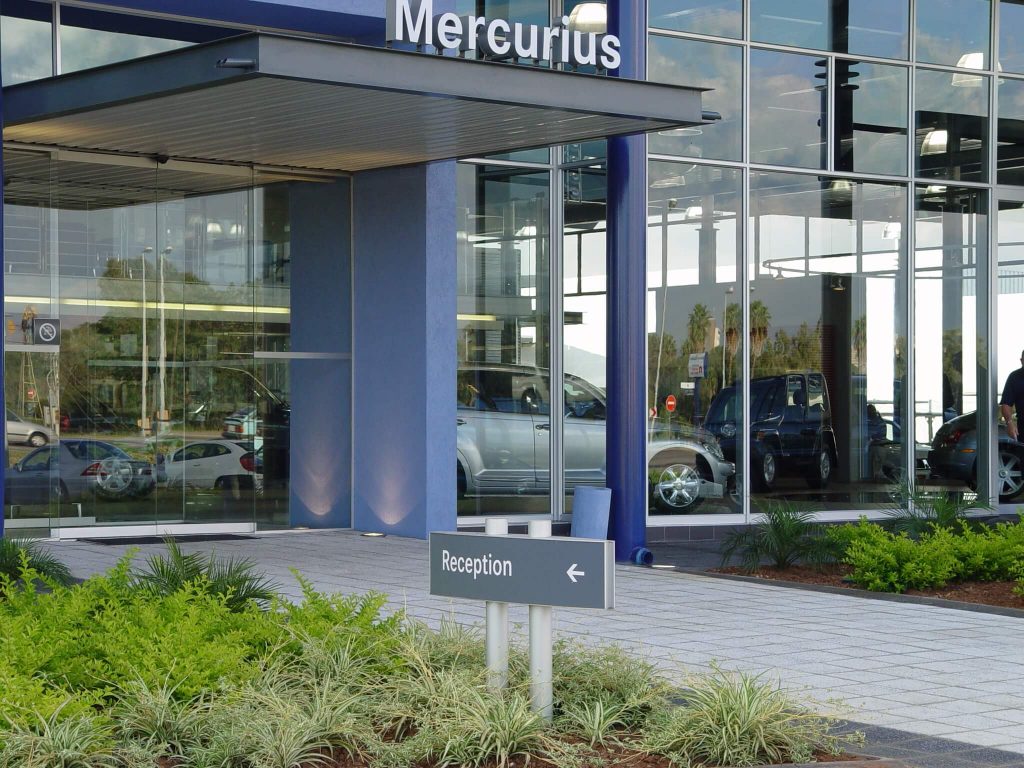 auto dealership and showroom sign solutions 3 Vista System